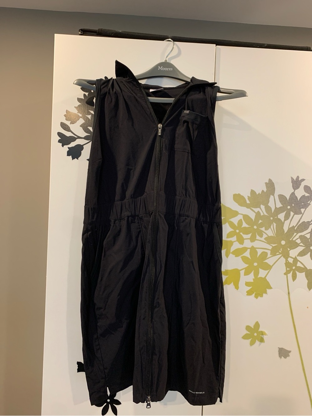 Columbia Omni-Shield sleeveless hooded long vest dress